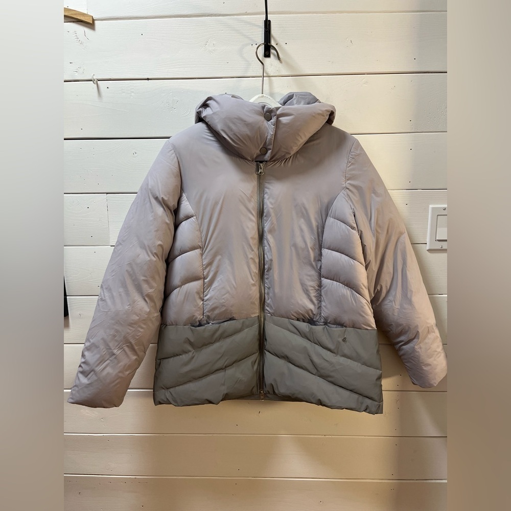 CREAM PUFFER JACKET – SIZE 40 (M) - Picture 2 of 10